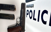 اعتقال رجل (45 عامًا) من سكان مشيرفة بشبهة حيازة سلاح وأمشاط ذخيرة بشكل غير قانوني!