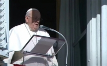 البابا فرنسيس يأسف لمقتل امرأتين مسيحيتين في غزة بدم بارد على يد قناصة إسرائيليين