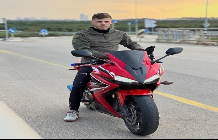مصرع يوسف صالح عباس ( 27 عاما ) بحادث طرق ذاتي لدراجة نارية قرب يانوح جث