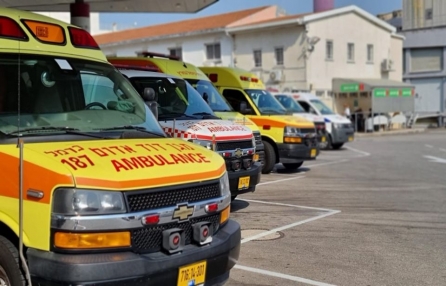 حيفا: إصابة شاب (32 عامًا) بجروح متوسّطة إثر حادث طرق وقع بين شاحنتين