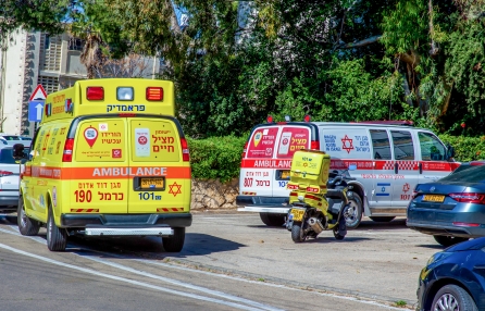 5 اصابات متفاوتة بحادث طرق بين 3 شاحنات في القدس